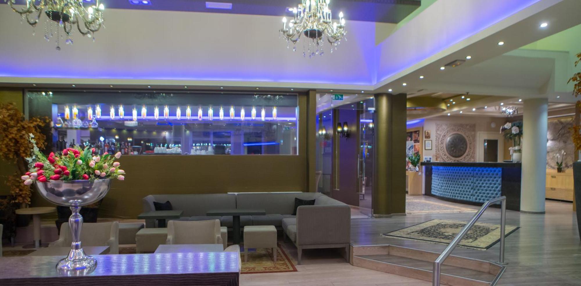 Pantelidis Hotel & Spa Птолемайда Екстериор снимка