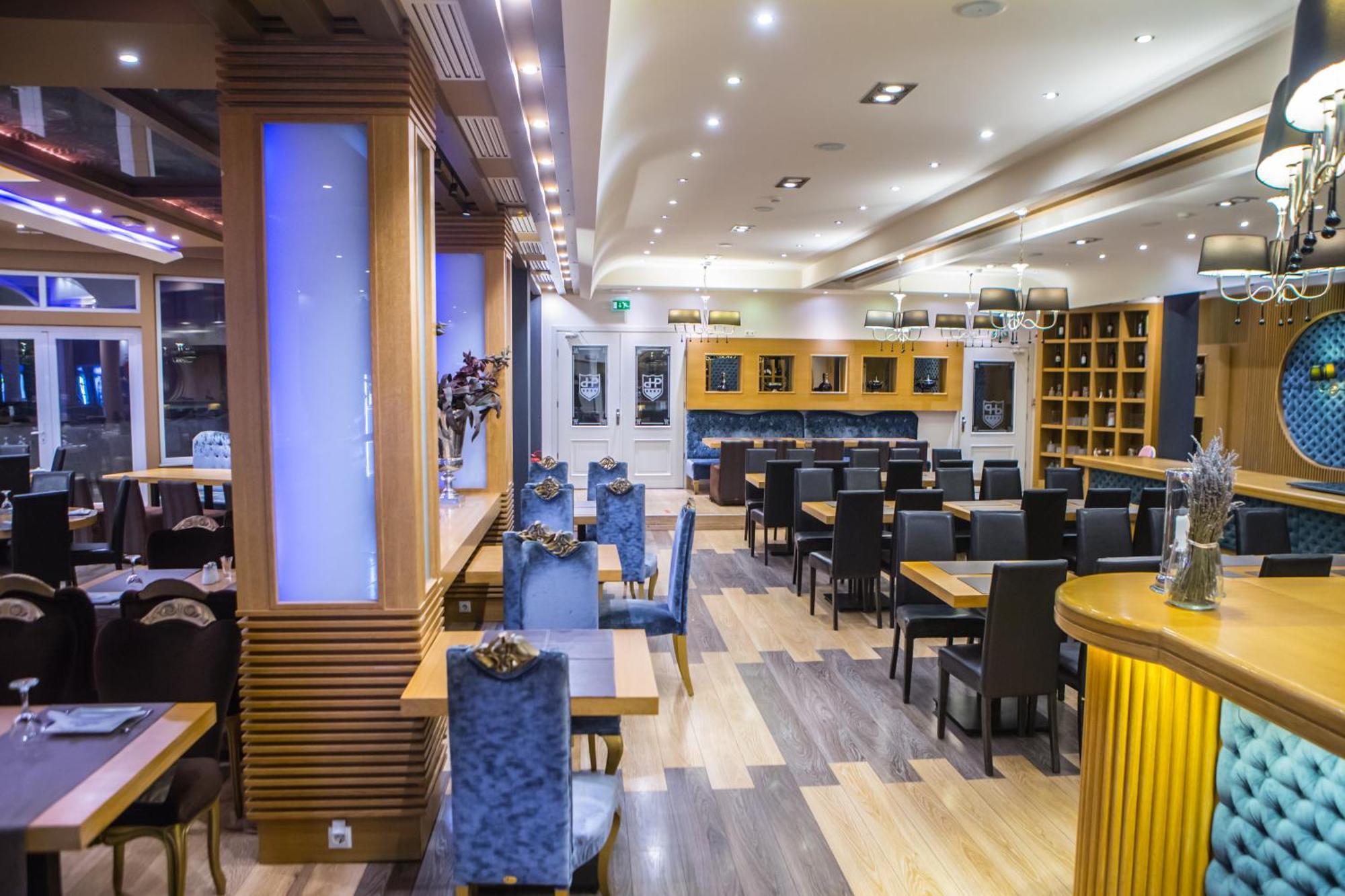 Pantelidis Hotel & Spa Птолемайда Екстериор снимка