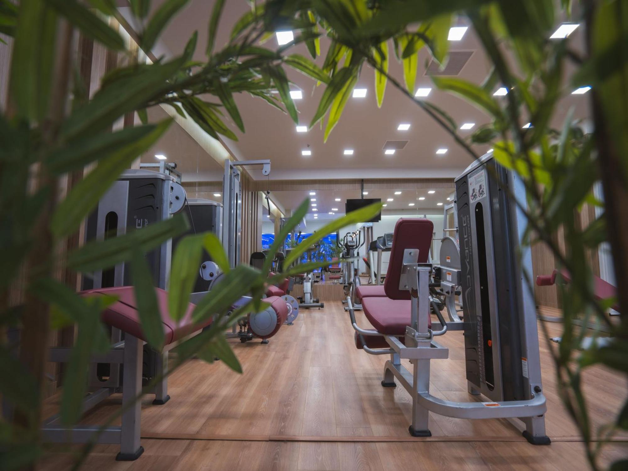 Pantelidis Hotel & Spa Птолемайда Екстериор снимка
