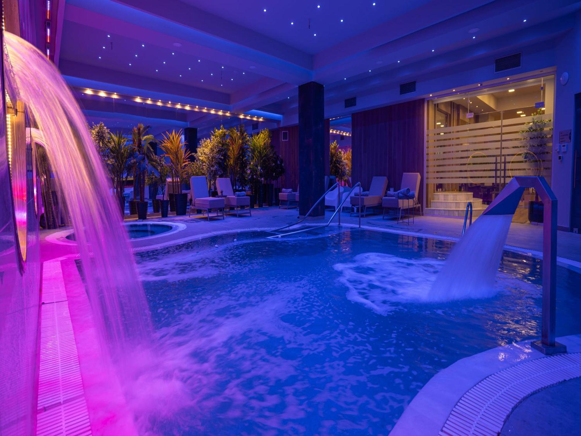 Pantelidis Hotel & Spa Птолемайда Екстериор снимка