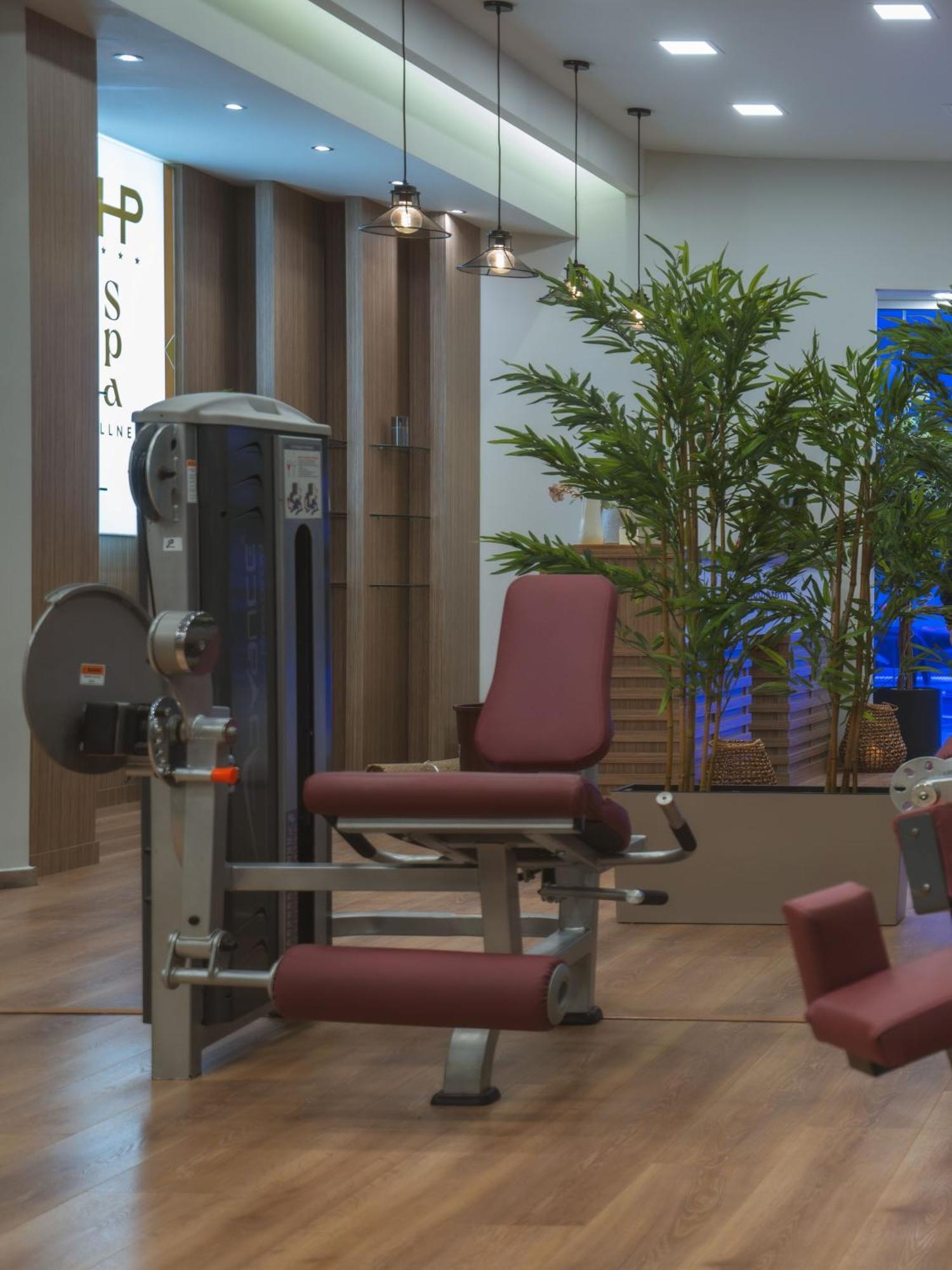 Pantelidis Hotel & Spa Птолемайда Екстериор снимка