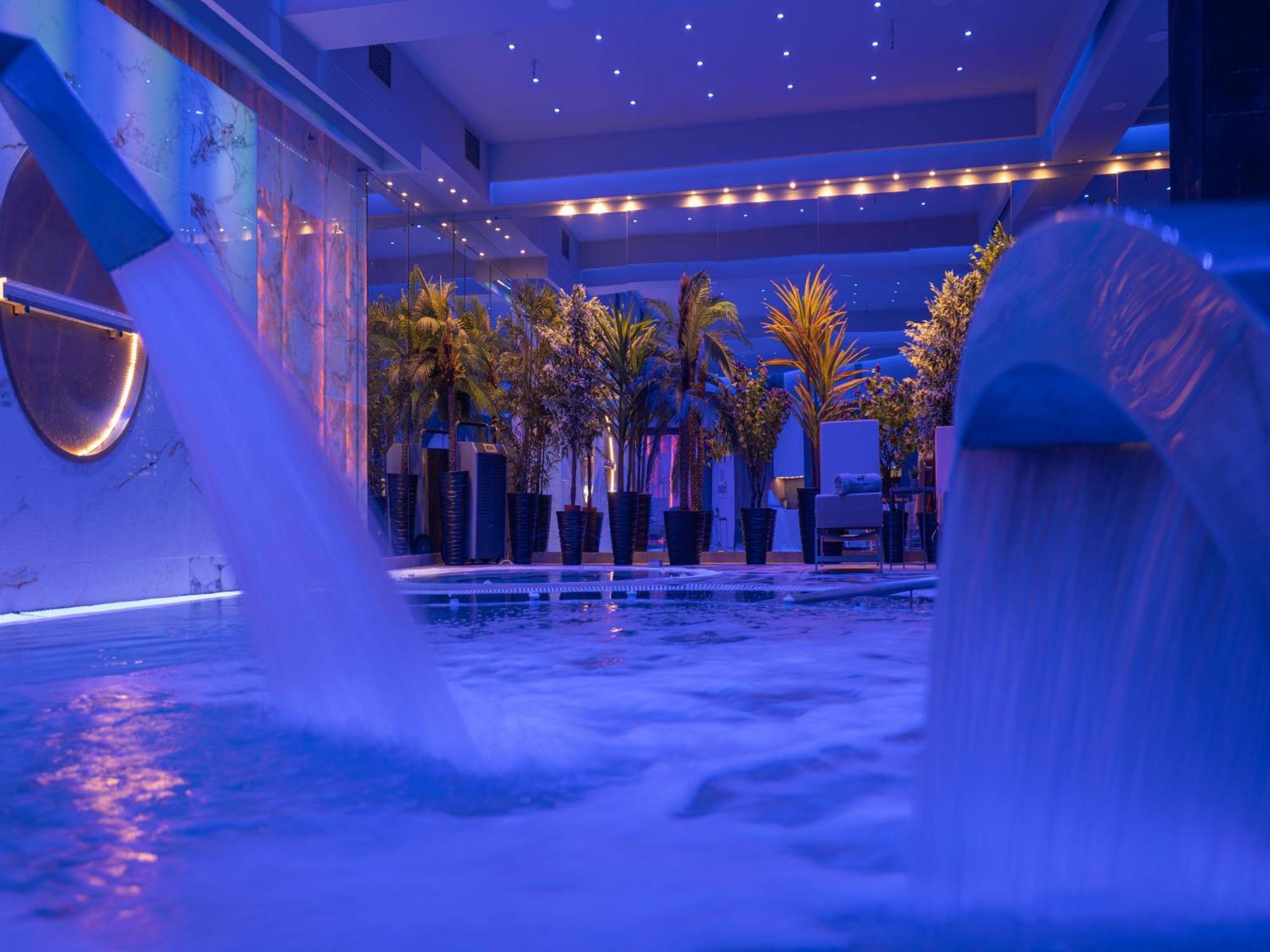 Pantelidis Hotel & Spa Птолемайда Екстериор снимка